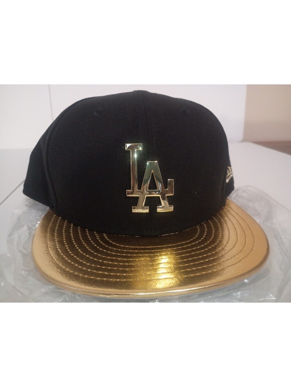 New Era 9FIFTY Los Angeles Dodgers Black and Gold Snapback